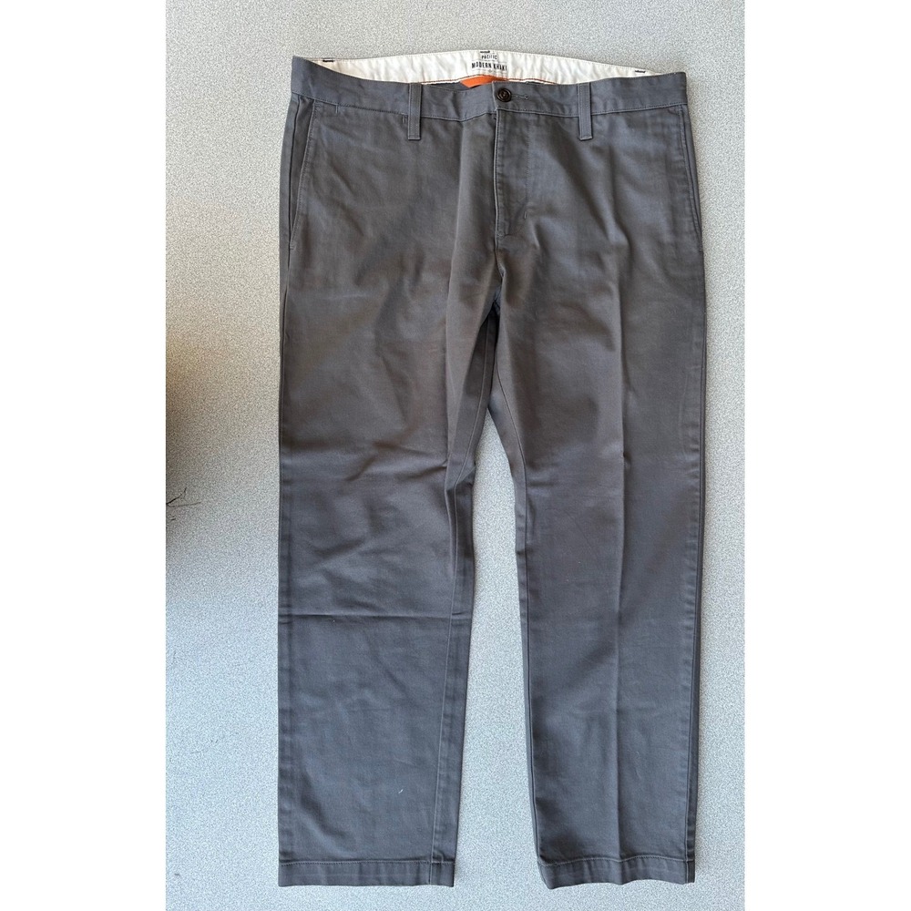 Dockers Pacific Collection Modern Khaki‎ Mens Gray Chino Pants Flat Front